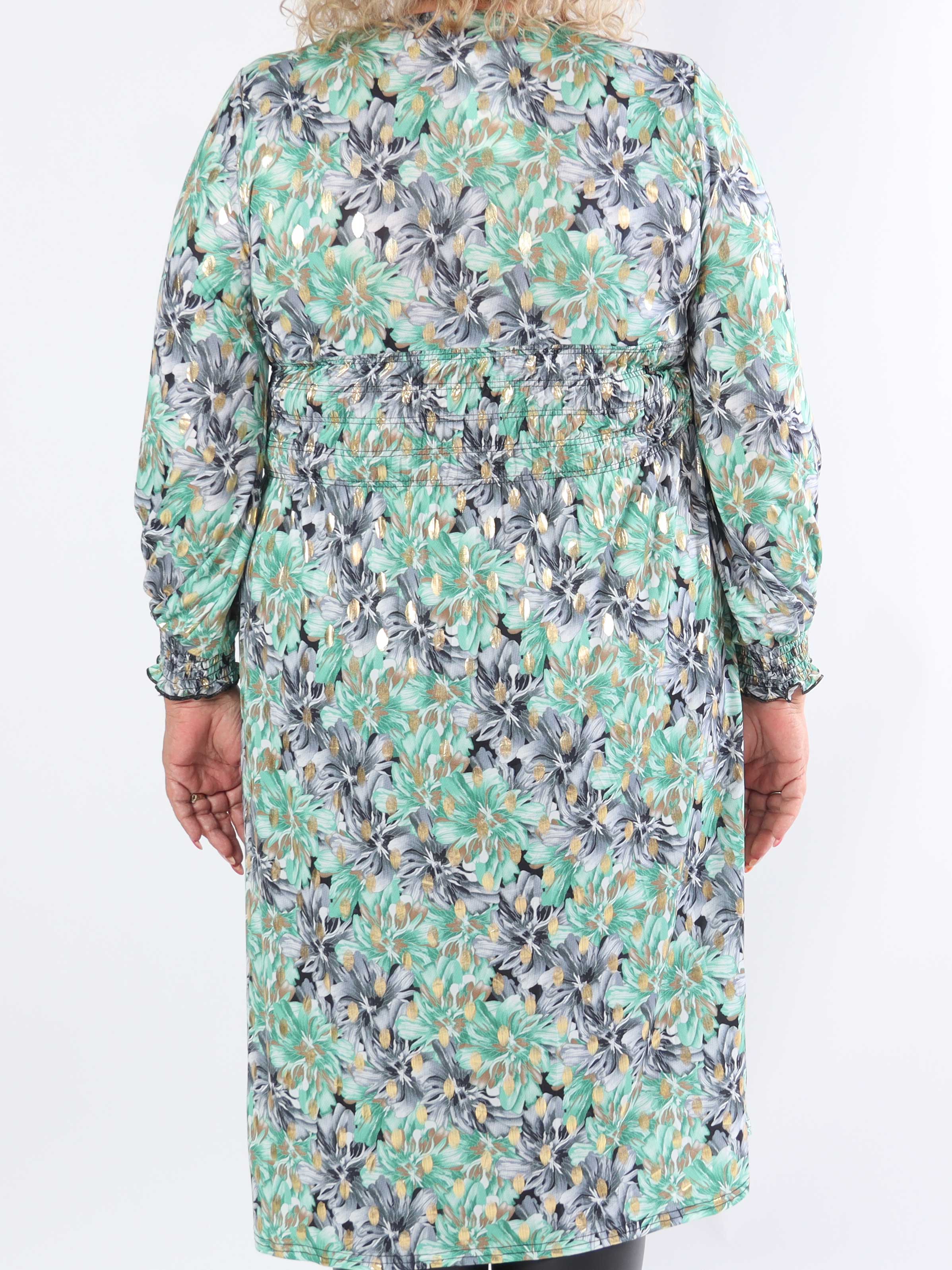 Pams Floral Midi L/S - Elastisk plus size-klänning i skrynkelfritt tyg